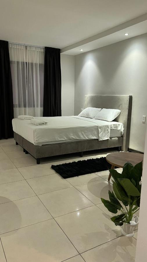 Hotel Ritzz Paramaribo Esterno foto