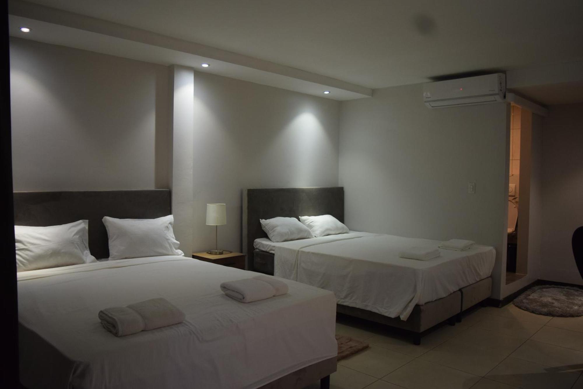 Hotel Ritzz Paramaribo Esterno foto